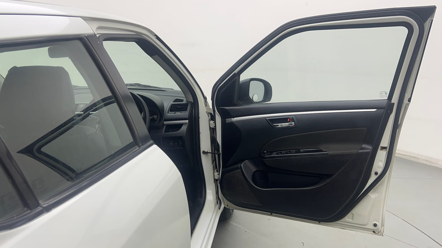 Used 2015 Maruti Suzuki Swift VXi Petrol Manual interior RIGHT FRONT DOOR OPEN VIEW