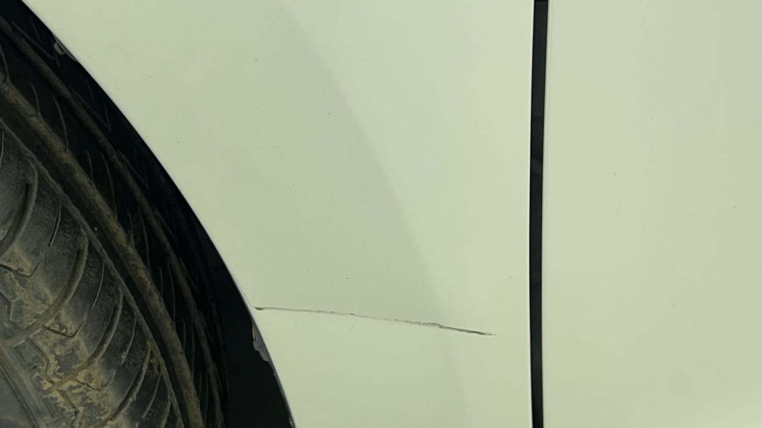 Used 2023 Maruti Suzuki Swift LXi Petrol Manual dents MINOR DENT