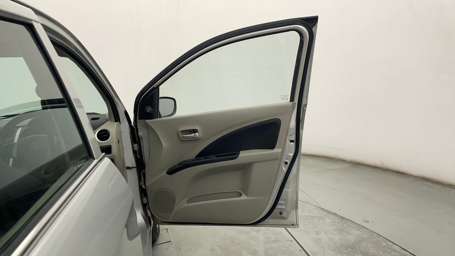 Used 2014 Maruti Suzuki Celerio VXi Petrol Manual interior RIGHT FRONT DOOR OPEN VIEW
