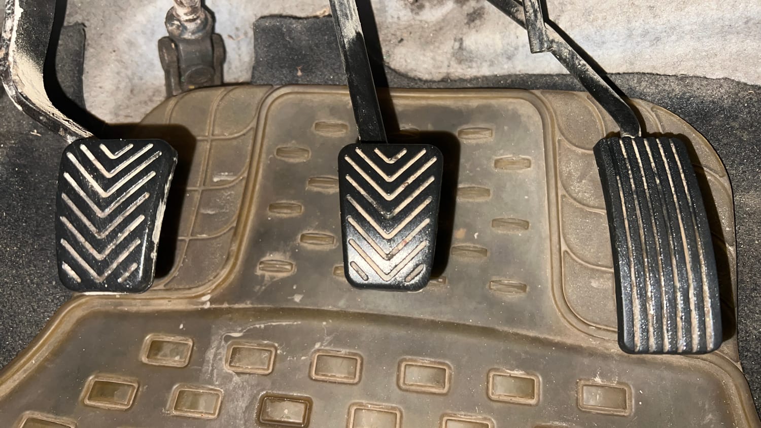 Used 2016 Hyundai Eon Era + Petrol Manual interior PEDALS VIEW