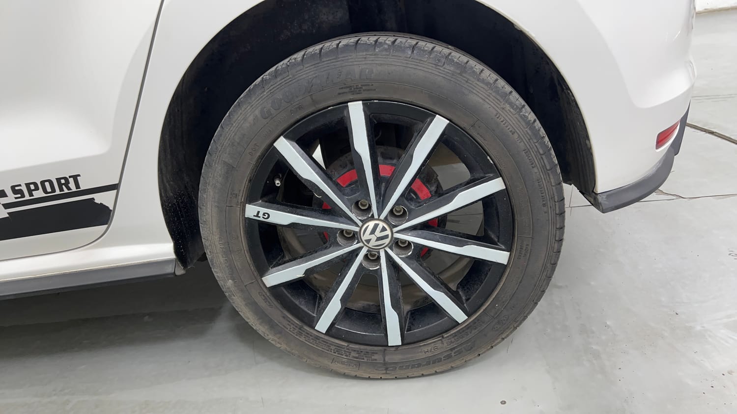 Used 2019 volkswagen Polo GT TSI Petrol Automatic tyres LEFT REAR TYRE RIM VIEW