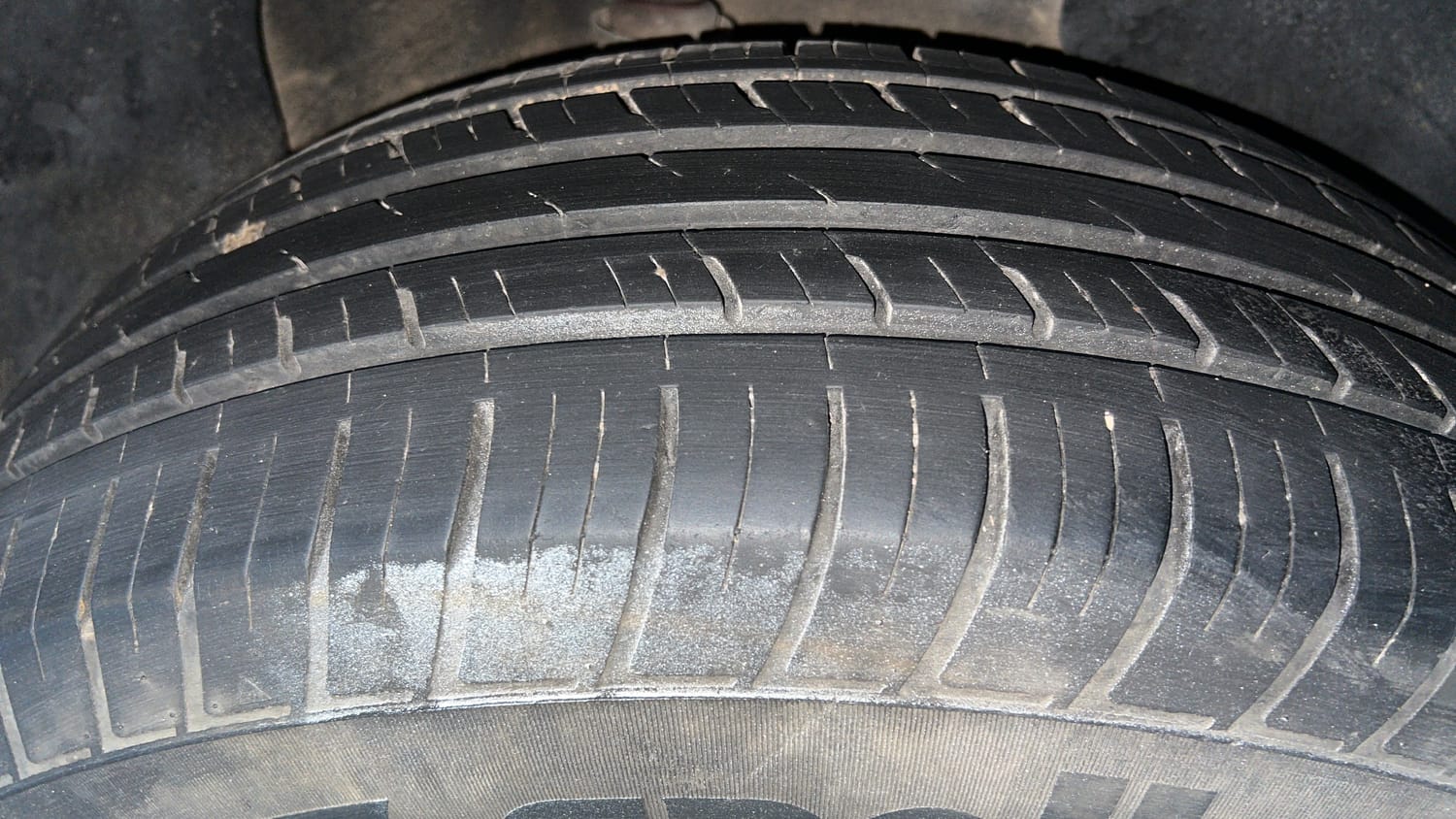 Used 2022 Tata Harrier XTA Plus Diesel Automatic tyres LEFT REAR TYRE TREAD VIEW