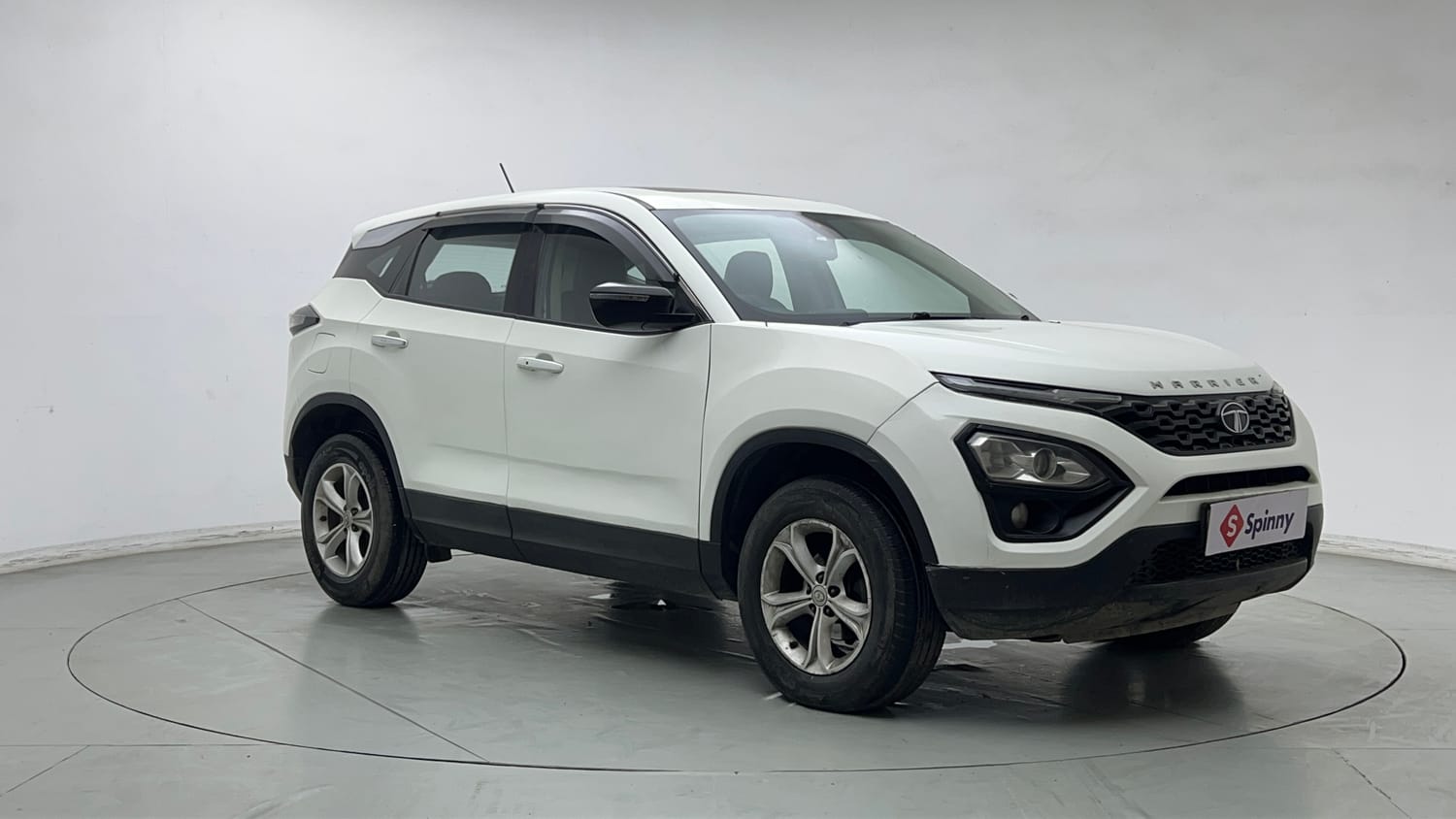 Used 2022 Tata Harrier XTA Plus Diesel Automatic exterior RIGHT FRONT CORNER VIEW