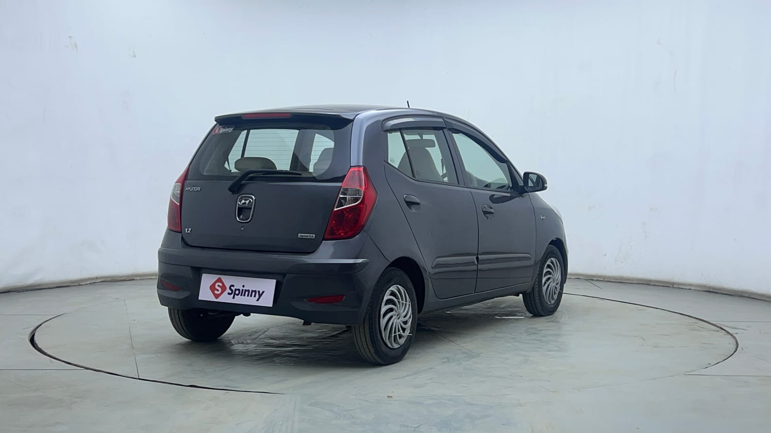 Used 2013 Hyundai i10 Sportz 1.2 Kappa2 Petrol Manual exterior RIGHT REAR CORNER VIEW