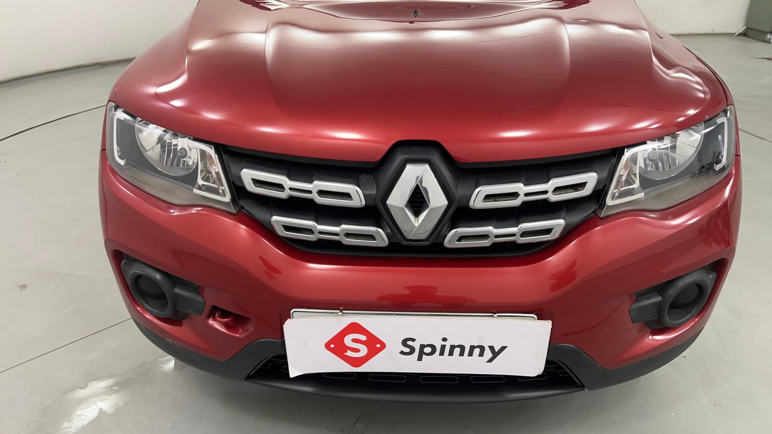 Used 2017 Renault Kwid RXL Petrol Manual dents MINOR SCRATCH