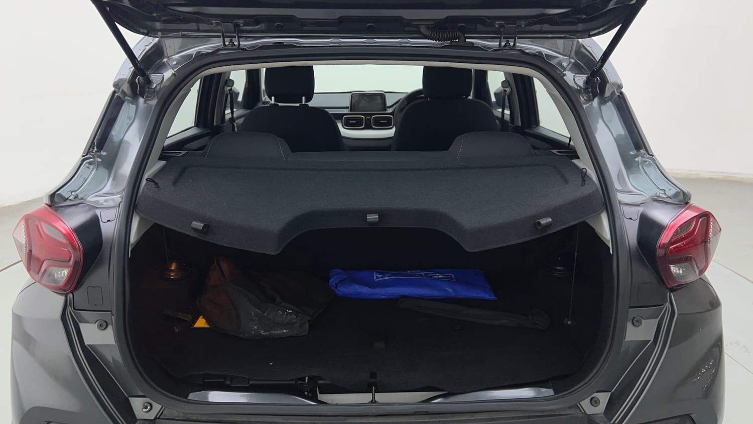 Used 2024 Tata Punch Accomplished iCNG Cng Manual interior DICKY INSIDE VIEW