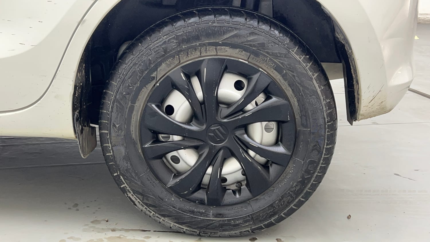 Used 2023 Maruti Suzuki Swift LXi Petrol Manual tyres LEFT REAR TYRE RIM VIEW