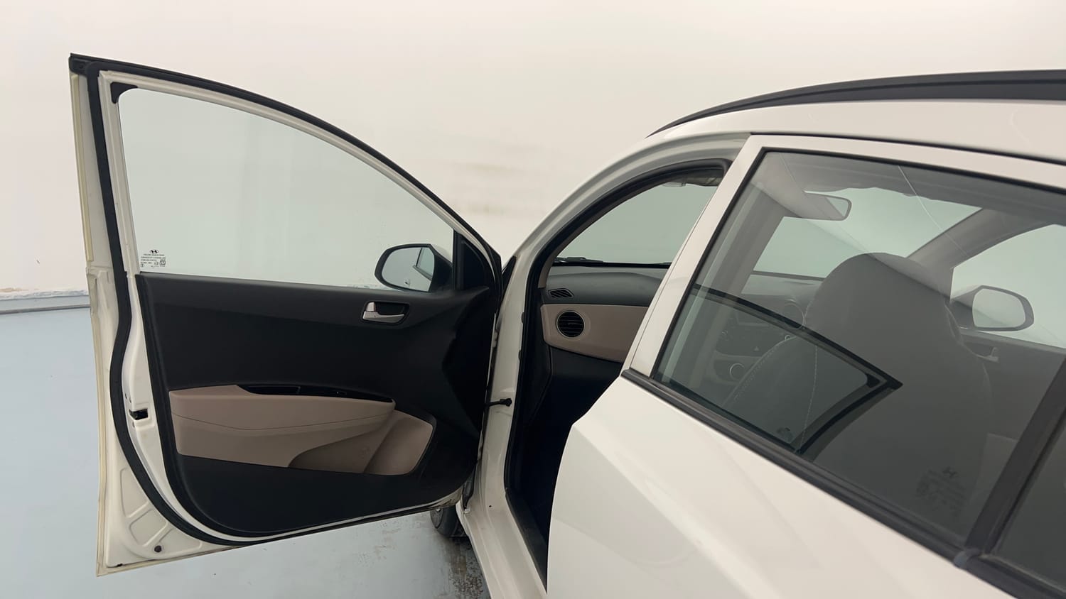 Used 2015 Hyundai Grand i10 Sportz 1.2 Kappa VTVT Petrol Manual interior LEFT FRONT DOOR OPEN VIEW
