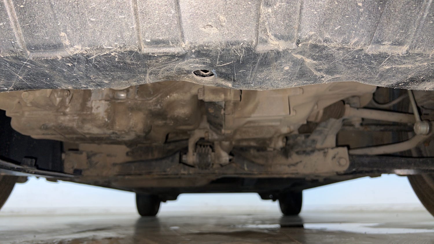 Used 2015 Honda City SV Petrol Manual extra FRONT LEFT UNDERBODY VIEW