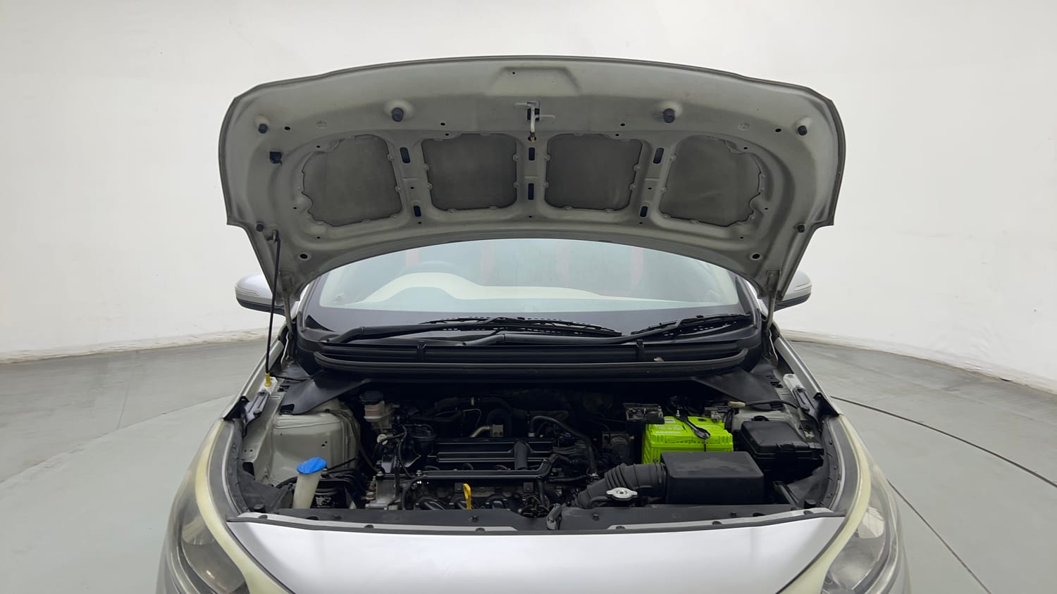 Used 2017 Hyundai Elite i20 Sportz 1.2 Petrol Manual engine ENGINE & BONNET OPEN FRONT VIEW