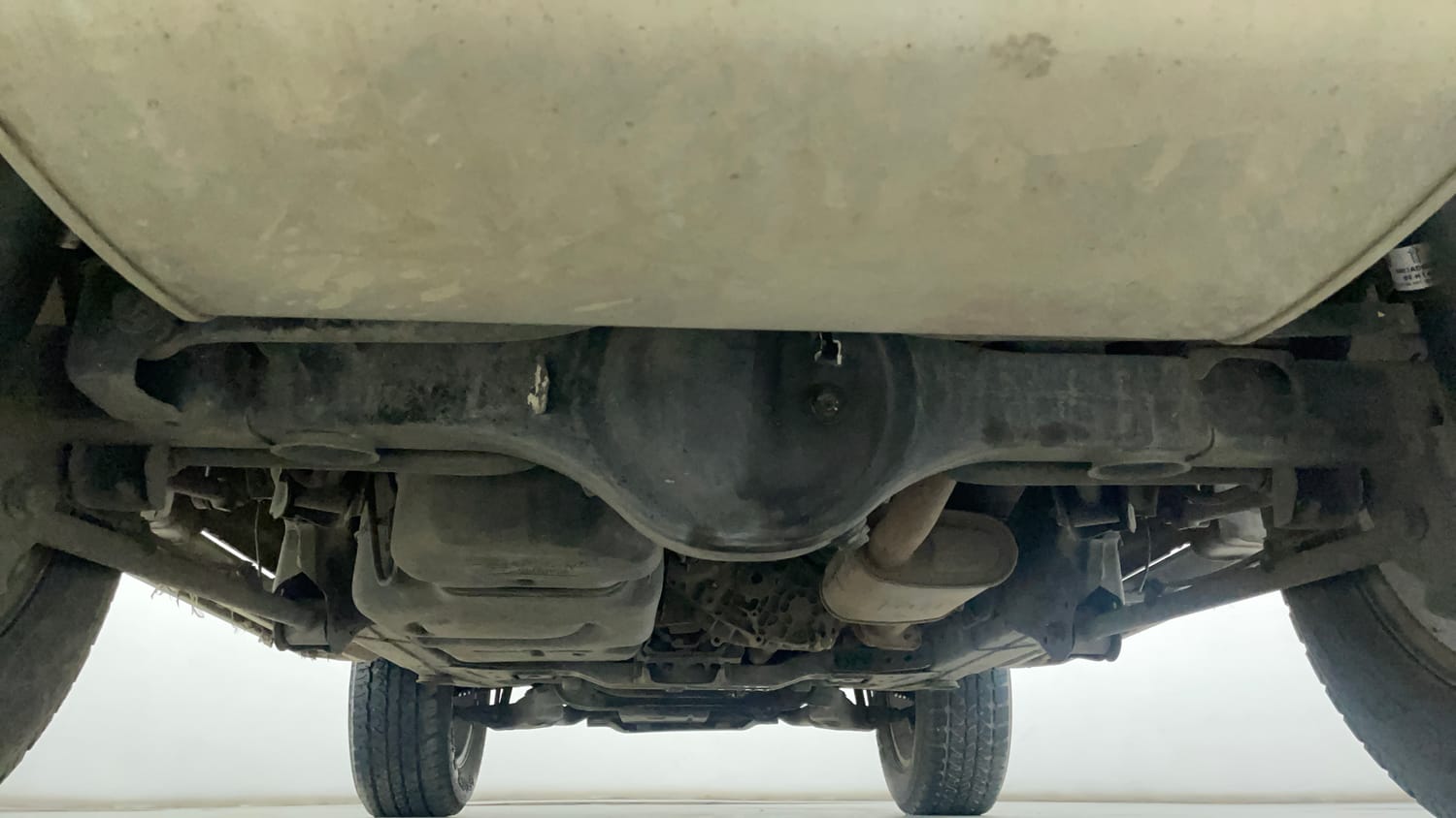 Used 2022 mahindra Thar LX Hard Top Petrol AT 4WD Petrol Automatic extra REAR UNDERBODY VIEW (TAKEN FROM REAR)