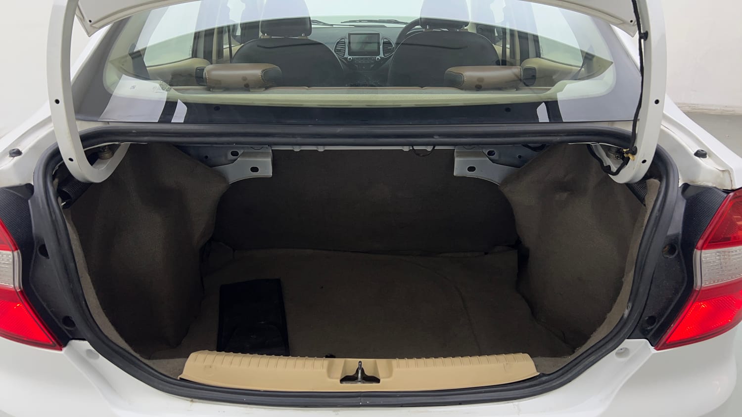 Used 2020 Ford Figo Aspire Titanium1.5 TDCi Diesel Manual interior DICKY INSIDE VIEW