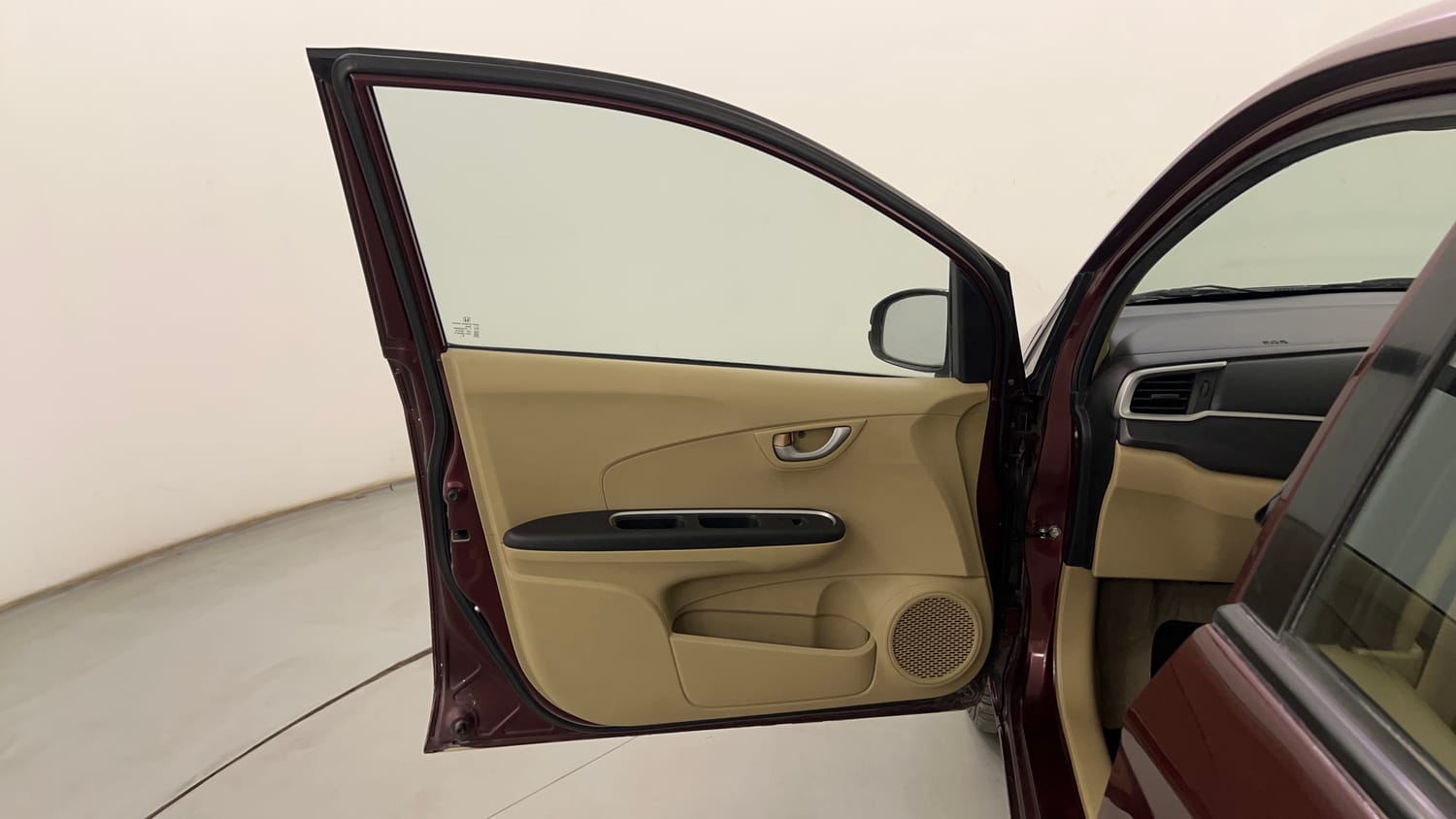 Used 2019 Honda Amaze 1.5 SX i-DTEC Diesel Manual interior LEFT FRONT DOOR OPEN VIEW