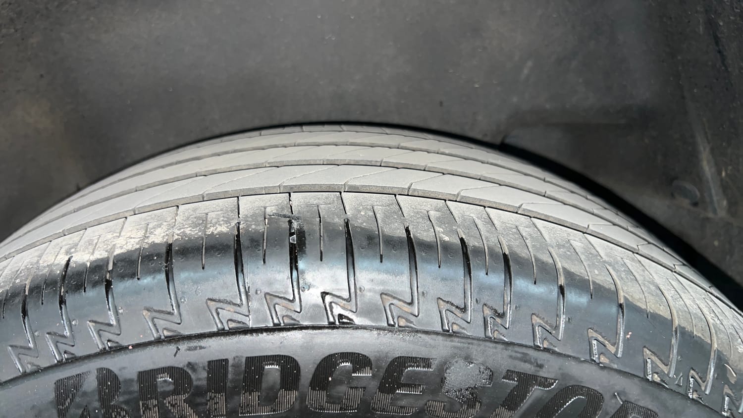 Used 2025 Honda Elevate ZX MT Petrol Manual tyres LEFT REAR TYRE TREAD VIEW