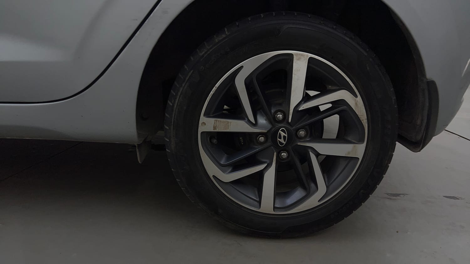 Used 2021 Hyundai Grand i10 Nios Asta 1.2 Kappa VTVT Petrol Manual tyres LEFT REAR TYRE RIM VIEW