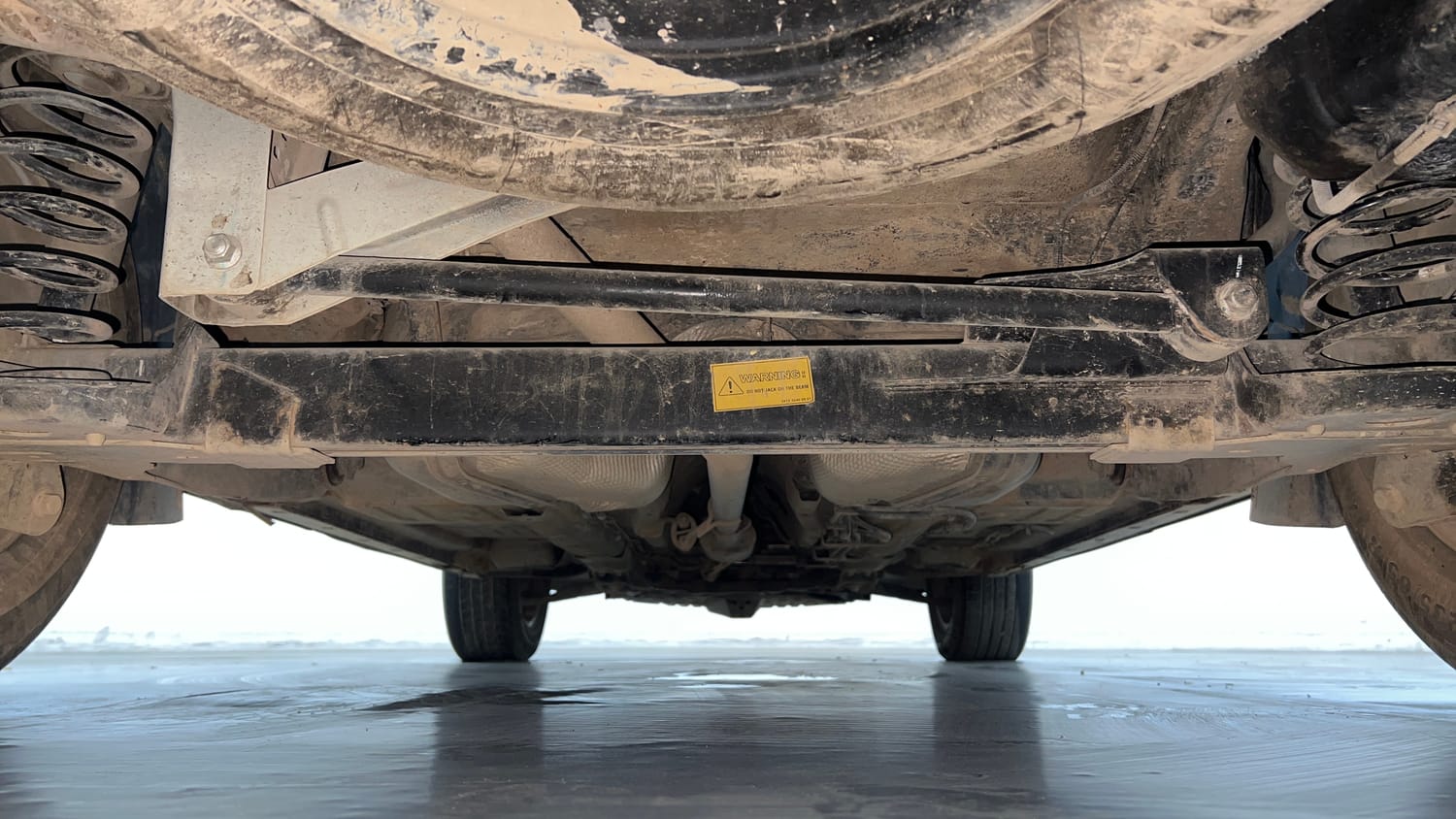 Used 2022 Tata Harrier XTA Plus Diesel Automatic extra REAR UNDERBODY VIEW (TAKEN FROM REAR)