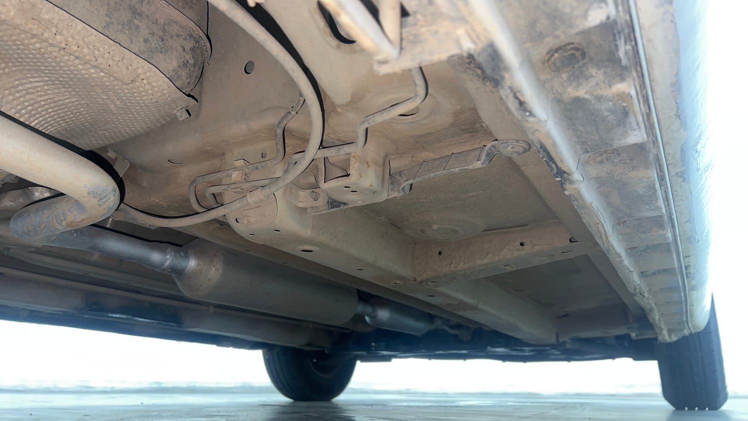 Used 2015 Maruti Suzuki Swift VXi Petrol Manual extra REAR RIGHT UNDERBODY VIEW