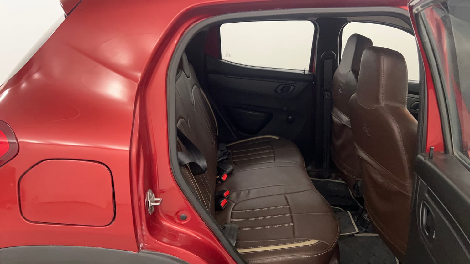Used 2017 Renault Kwid RXL Petrol Manual interior RIGHT SIDE REAR DOOR CABIN VIEW