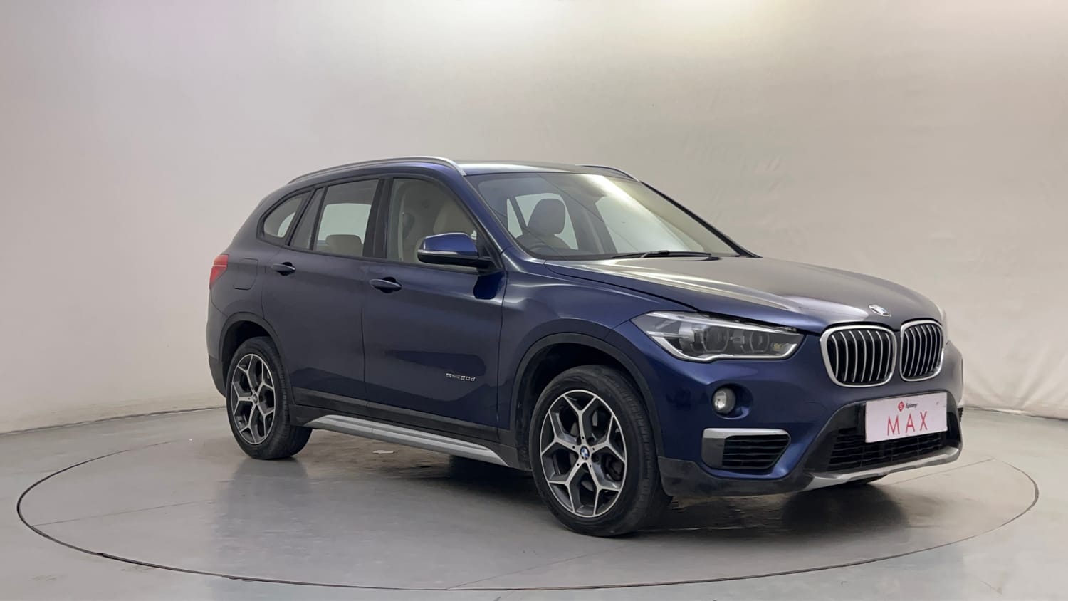 Used 2018 BMW X1 sDrive20d xLine Diesel Automatic exterior RIGHT FRONT CORNER VIEW
