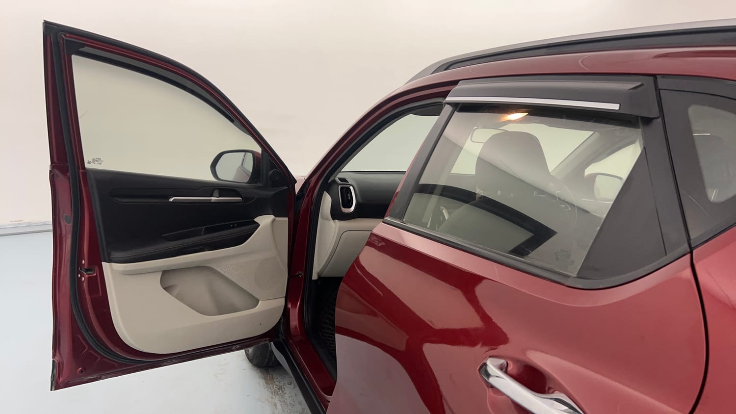 Used 2022 Kia Sonet HTX 1.5 Diesel Manual interior LEFT FRONT DOOR OPEN VIEW