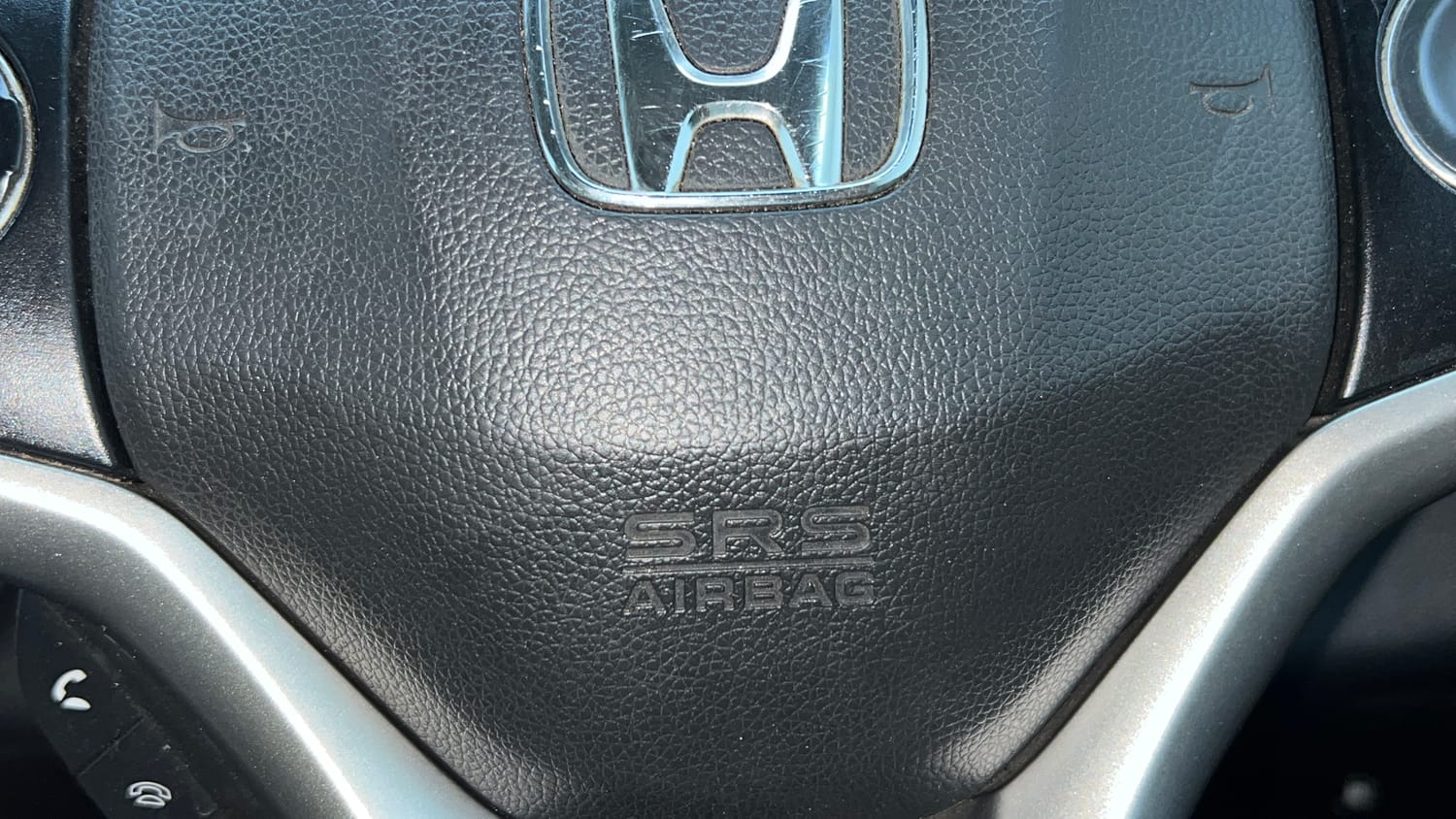 Used 2017 Honda City V Petrol Petrol Manual top_features Airbags