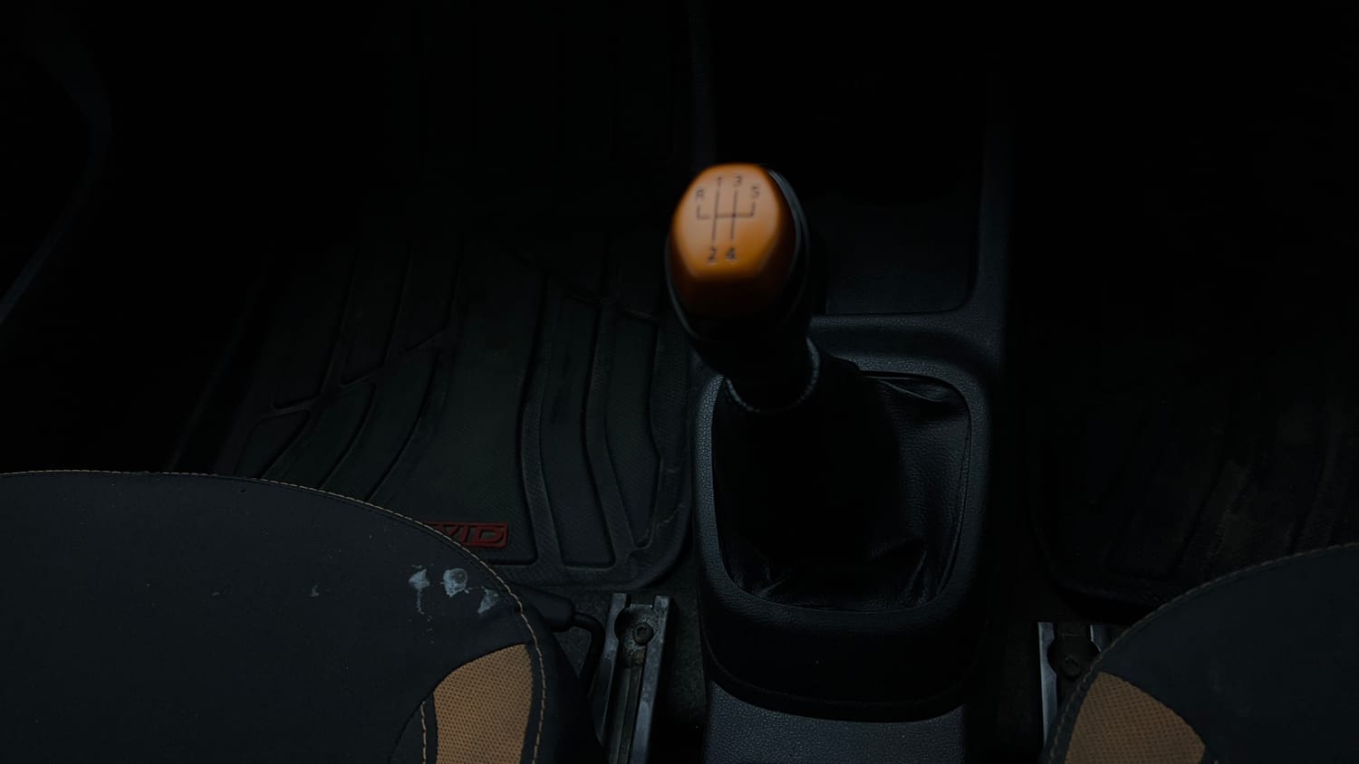 Used 2018 Renault Kwid CLIMBER 1.0 Petrol Manual interior GEAR  KNOB VIEW