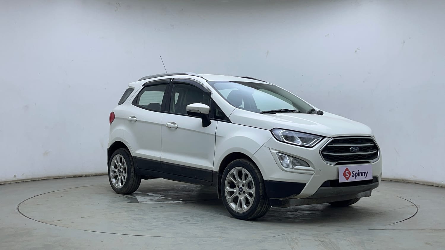 Used 2018 Ford EcoSport Titanium + 1.5L TDCi Diesel Manual exterior RIGHT FRONT CORNER VIEW