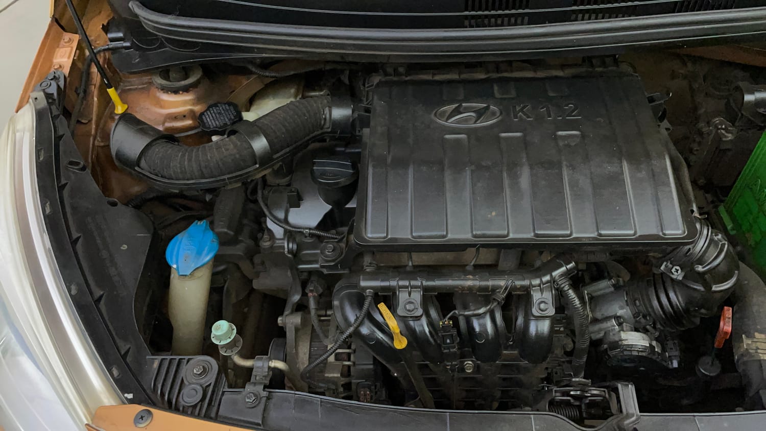 Used 2015 Hyundai Grand i10 Asta AT 1.2 Kappa VTVT Petrol Automatic engine ENGINE RIGHT SIDE VIEW