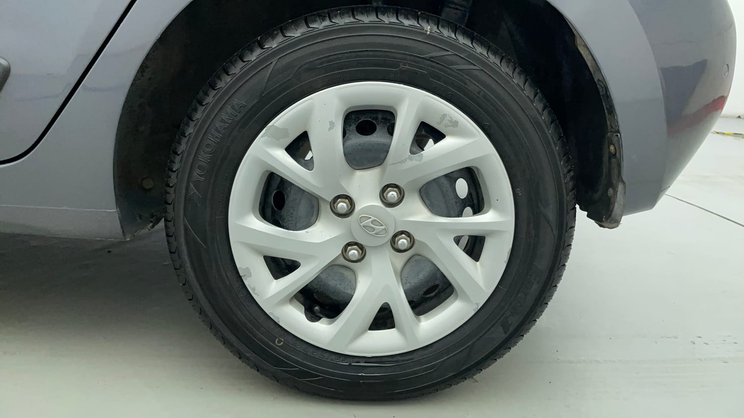 Used 2019 Hyundai Grand i10 Sportz 1.2 Kappa VTVT Petrol Manual tyres LEFT REAR TYRE RIM VIEW