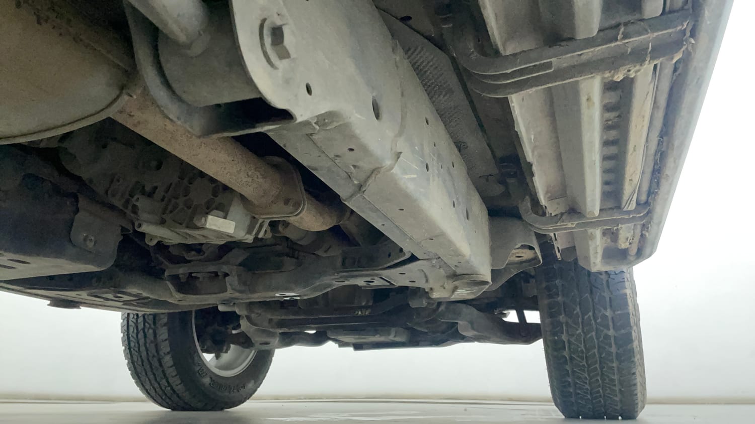 Used 2022 mahindra Thar LX Hard Top Petrol AT 4WD Petrol Automatic extra REAR RIGHT UNDERBODY VIEW