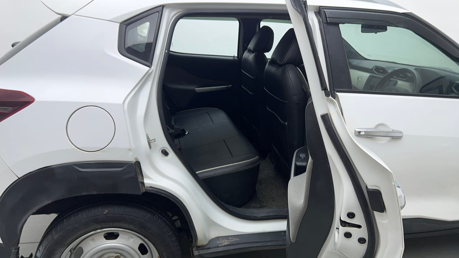 Used 2023 Nissan Magnite XE Petrol Manual interior RIGHT SIDE REAR DOOR CABIN VIEW