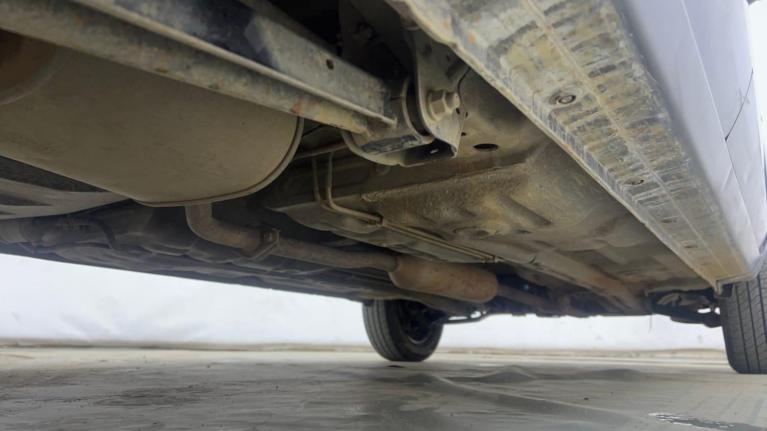 Used 2015 Maruti Suzuki Alto K10 VXi Petrol Manual extra REAR RIGHT UNDERBODY VIEW