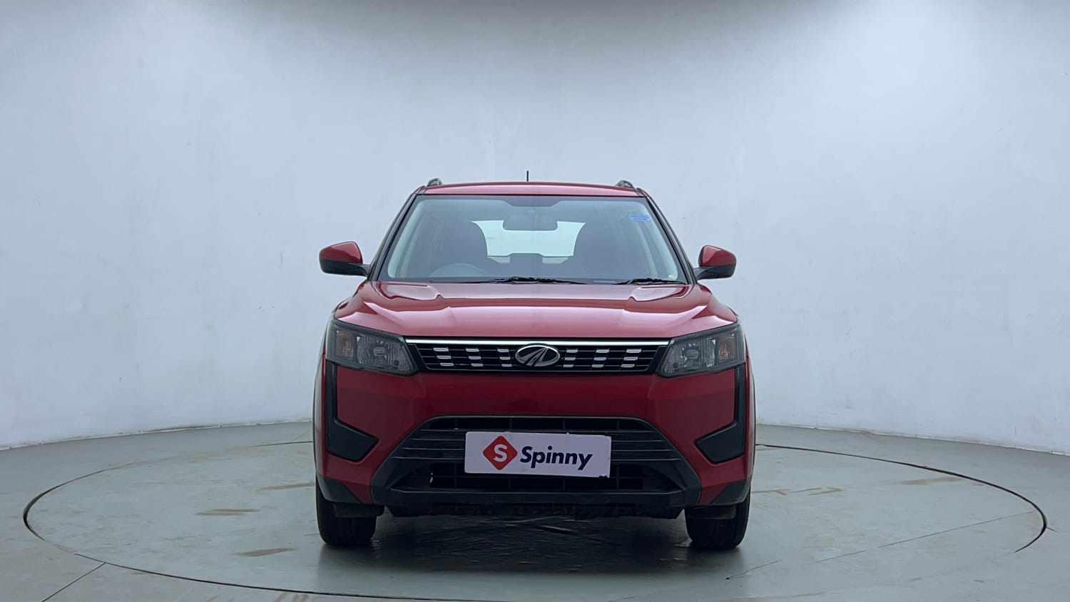Used 2019 Mahindra XUV 300 1.2 W6 Petrol Manual exterior FRONT VIEW