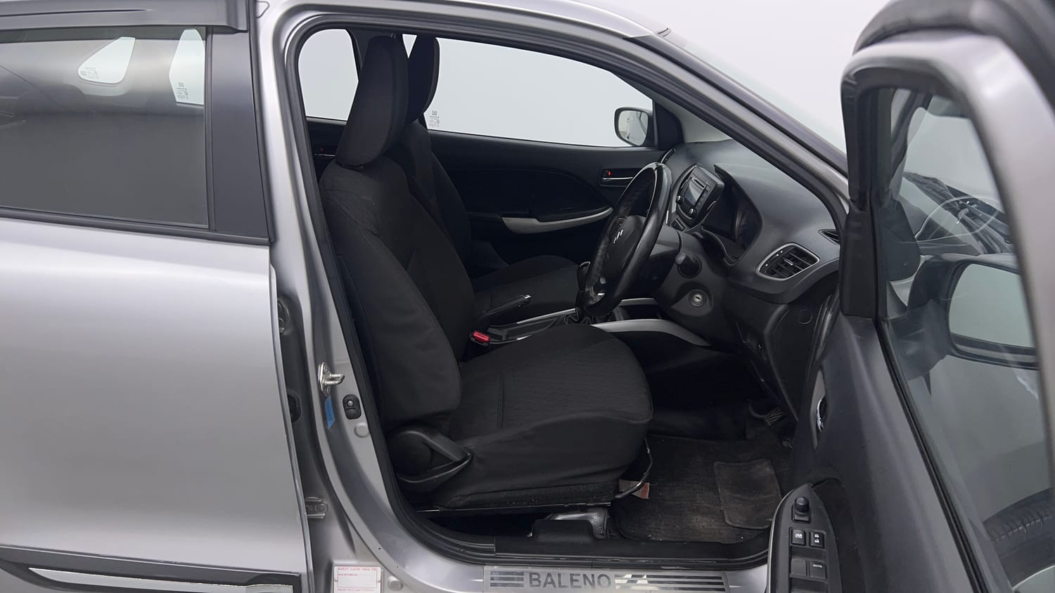 Used 2016 Maruti Suzuki Baleno Delta 1.2 Petrol Manual interior RIGHT SIDE FRONT DOOR CABIN VIEW