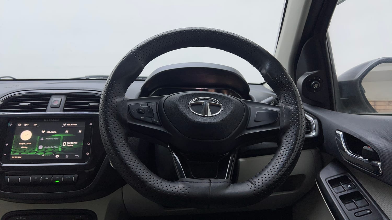 Used 2023 Tata Tigor XZ Plus CNG Leatherette Pack Cng Manual interior STEERING VIEW