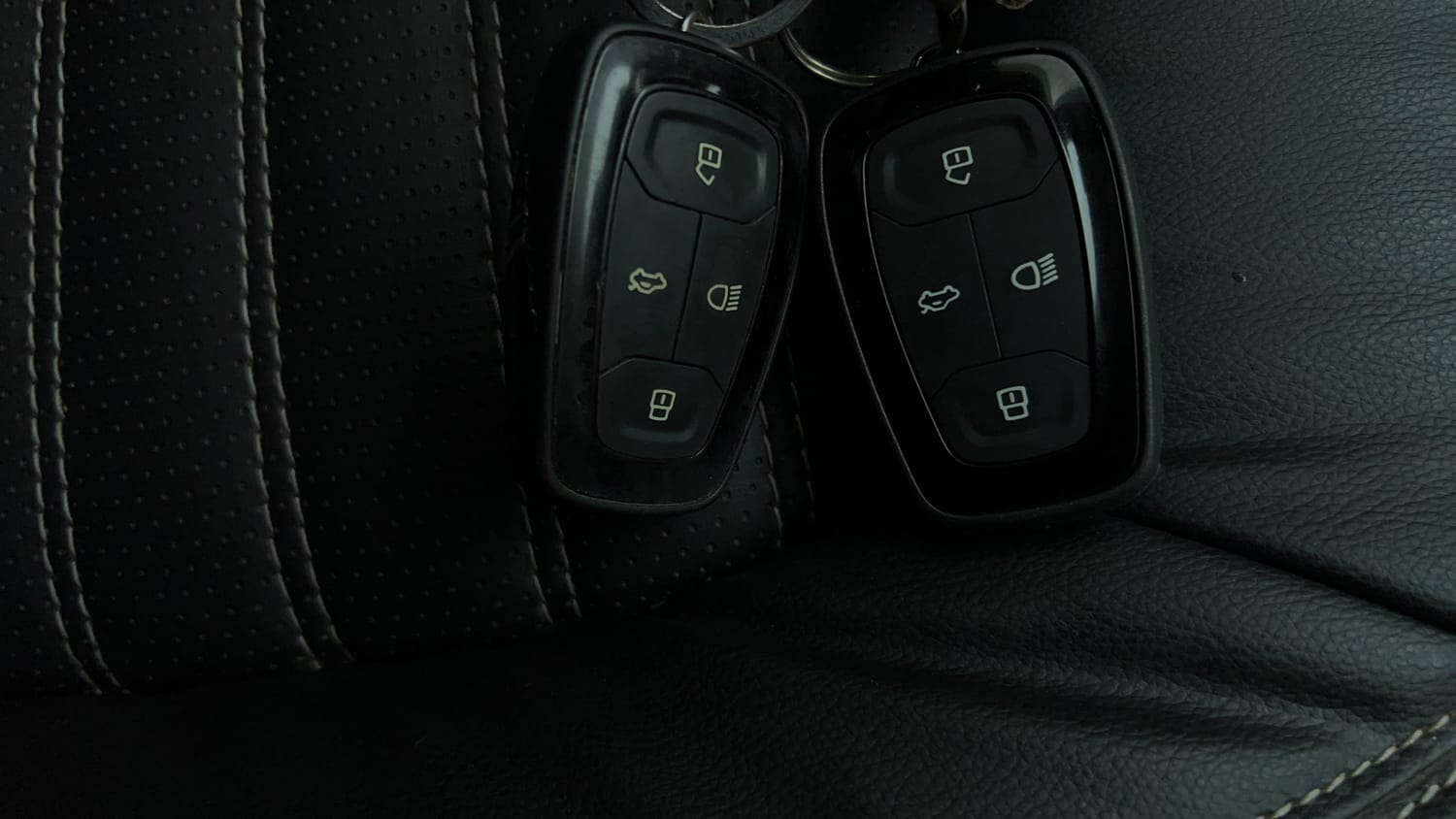 Used 2021 Tata Nexon XZ Plus (S) Petrol Manual extra CAR KEY VIEW