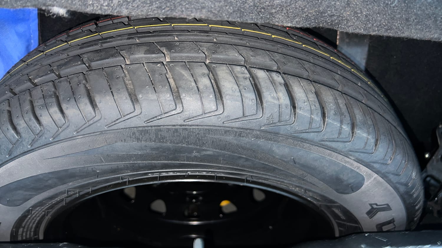 Used 2021 Tata Tiago LE Petro l+ CNG(Outside Fitted) Cng Manual tyres SPARE TYRE VIEW