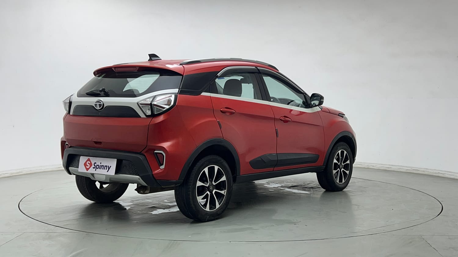 Used 2021 Tata Nexon XZ Plus (S) Petrol Manual exterior RIGHT REAR CORNER VIEW