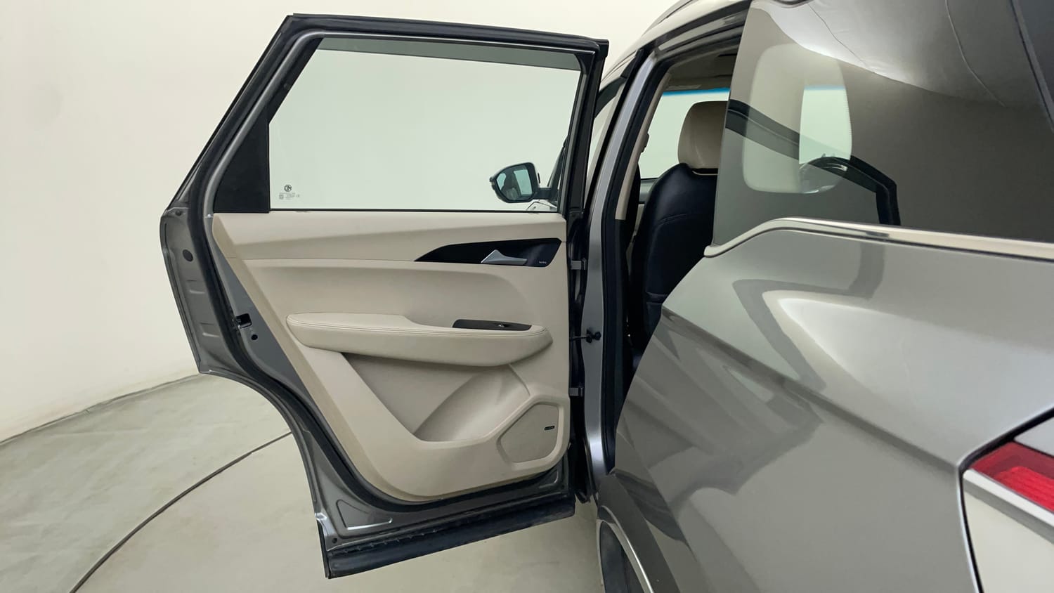 Used 2022 MG Motors Hector Sharp 1.5 Petrol Turbo Hybrid MT Hybrid Manual interior LEFT REAR DOOR OPEN VIEW