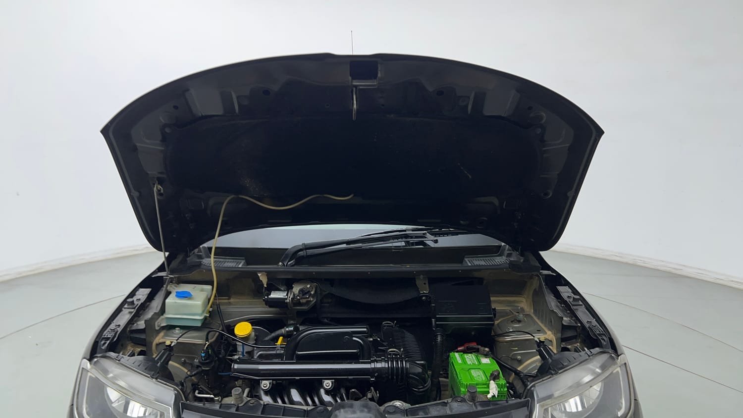Used 2017 Renault Kwid 1.0 RXT Petrol Manual engine ENGINE & BONNET OPEN FRONT VIEW