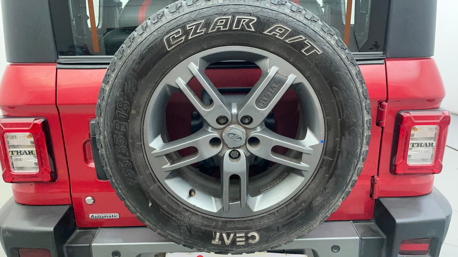 Used 2022 mahindra Thar LX Hard Top Petrol AT 4WD Petrol Automatic tyres SPARE TYRE VIEW