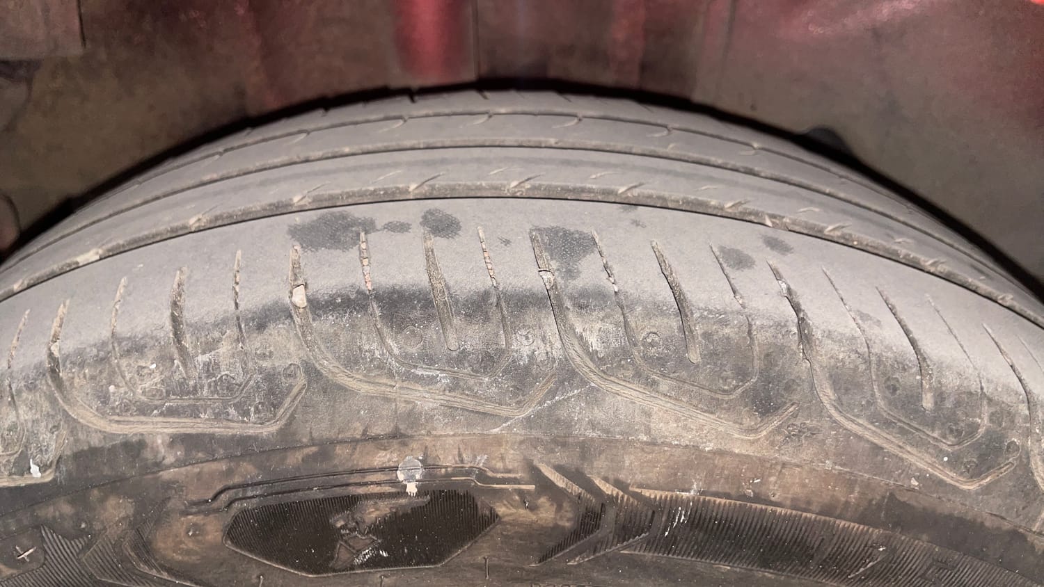 Used 2017 Tata Tiago Revotron XZA Petrol Automatic tyres RIGHT REAR TYRE TREAD VIEW