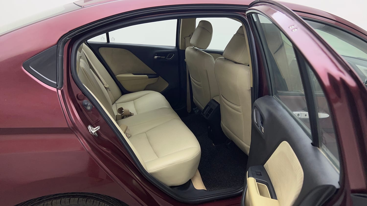 Used 2017 Honda City V Petrol Petrol Manual interior RIGHT SIDE REAR DOOR CABIN VIEW