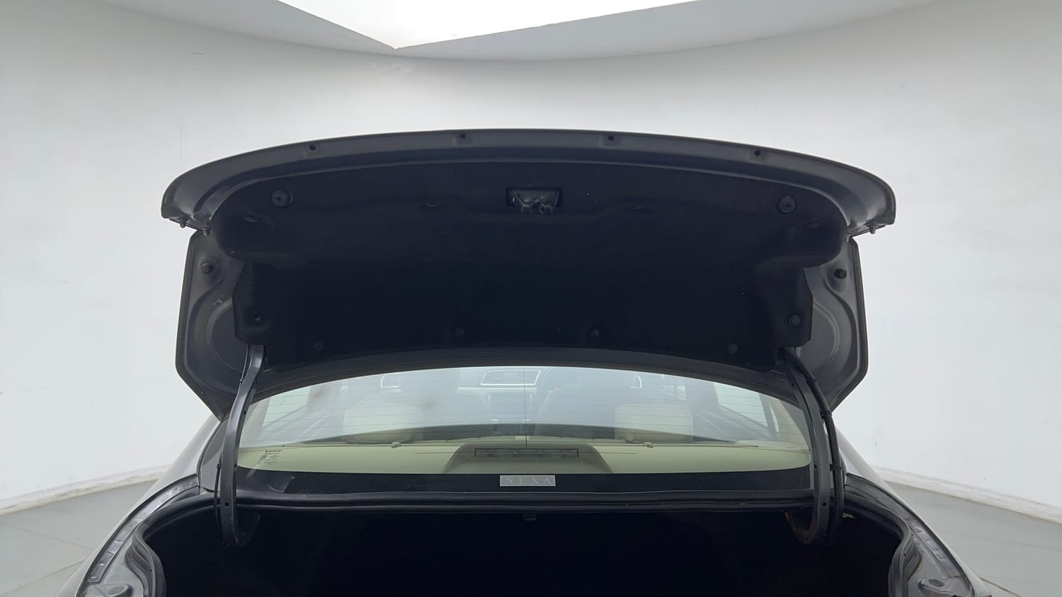 Used 2018 Maruti Suzuki Ciaz Alpha Hybrid 1.5 Petrol Manual interior DICKY DOOR OPEN VIEW