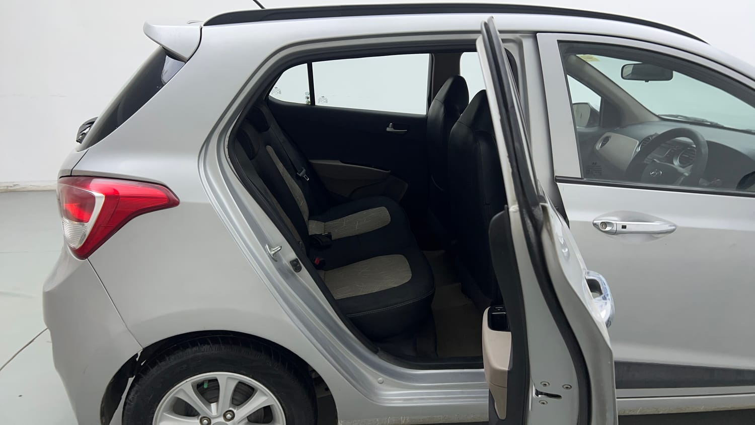 Used 2015 Hyundai Grand i10 Asta AT 1.2 Kappa VTVT Petrol Automatic interior RIGHT SIDE REAR DOOR CABIN VIEW