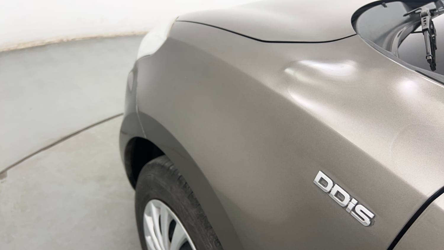 Used 2019 Maruti Suzuki Swift VDi AMT Diesel Automatic dents MINOR SCRATCH
