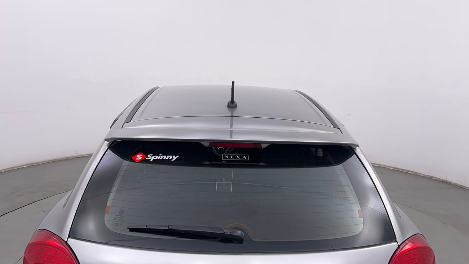 Used 2016 Maruti Suzuki Baleno Delta 1.2 Petrol Manual exterior BACK WINDSHIELD VIEW