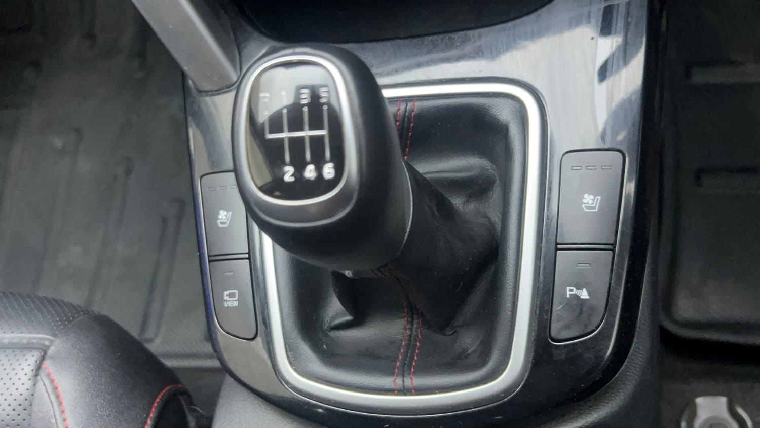 Used 2023 Kia Seltos GTX Plus 1.4 Petrol Manual interior GEAR  KNOB VIEW