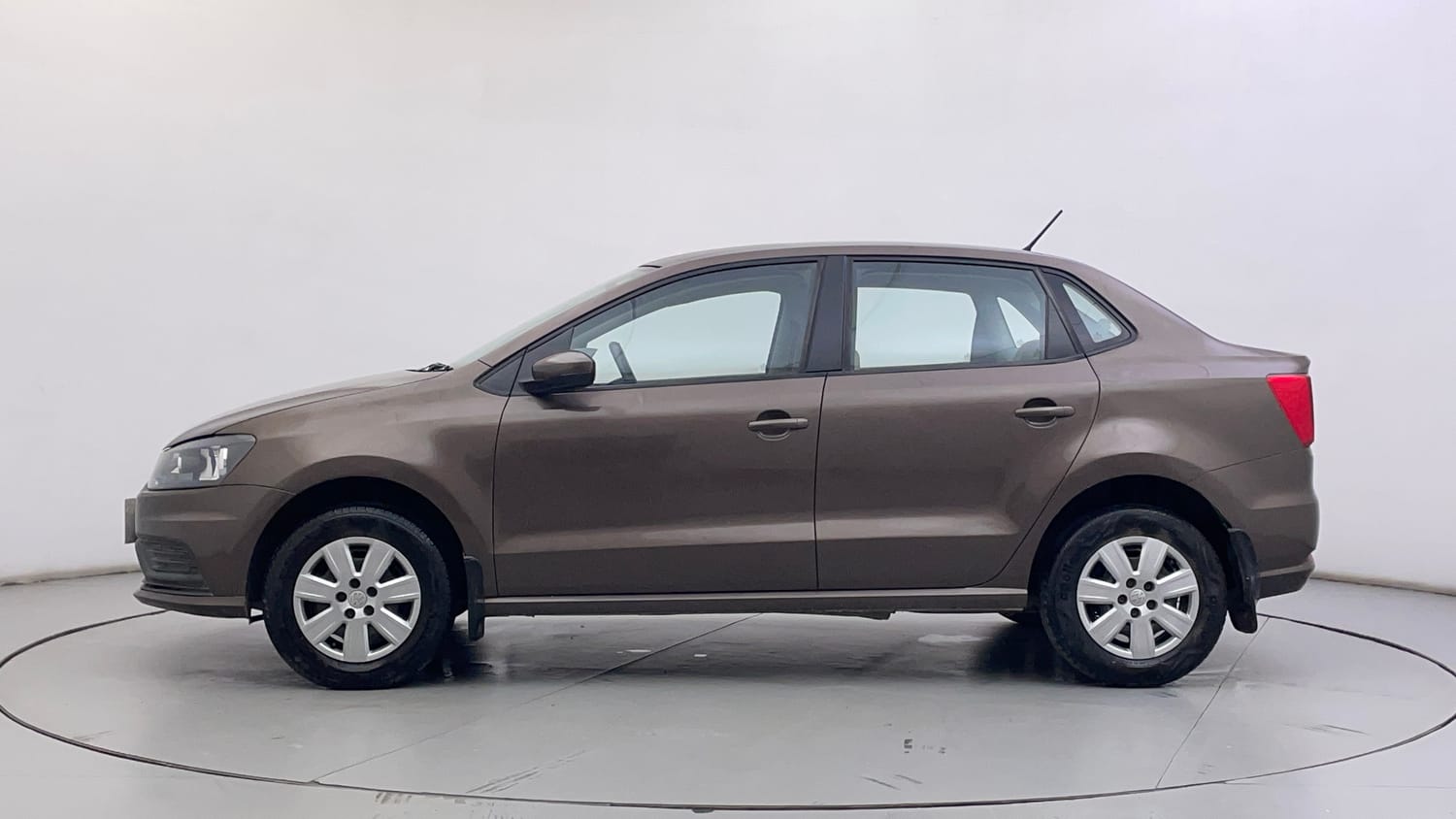 Used 2017 Volkswagen Ameo Trendline 1.2L (P) Petrol Manual exterior LEFT SIDE VIEW