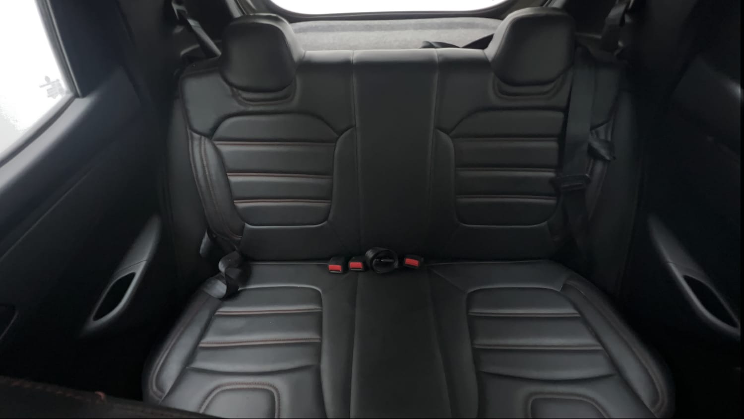 Used 2017 Renault Kwid 1.0 RXT Petrol Manual interior REAR SEAT CONDITION VIEW